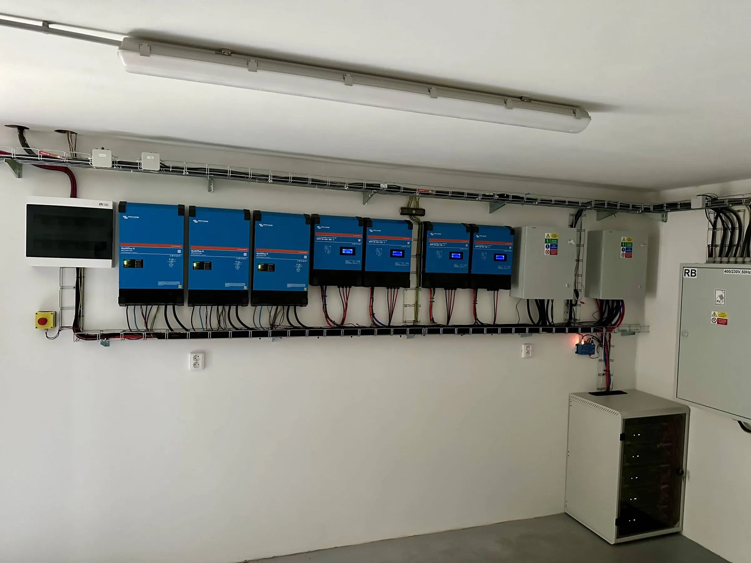 Praha – Chodov – Výkon 17 kWp, Baterie 18 kWh – fotografie 3