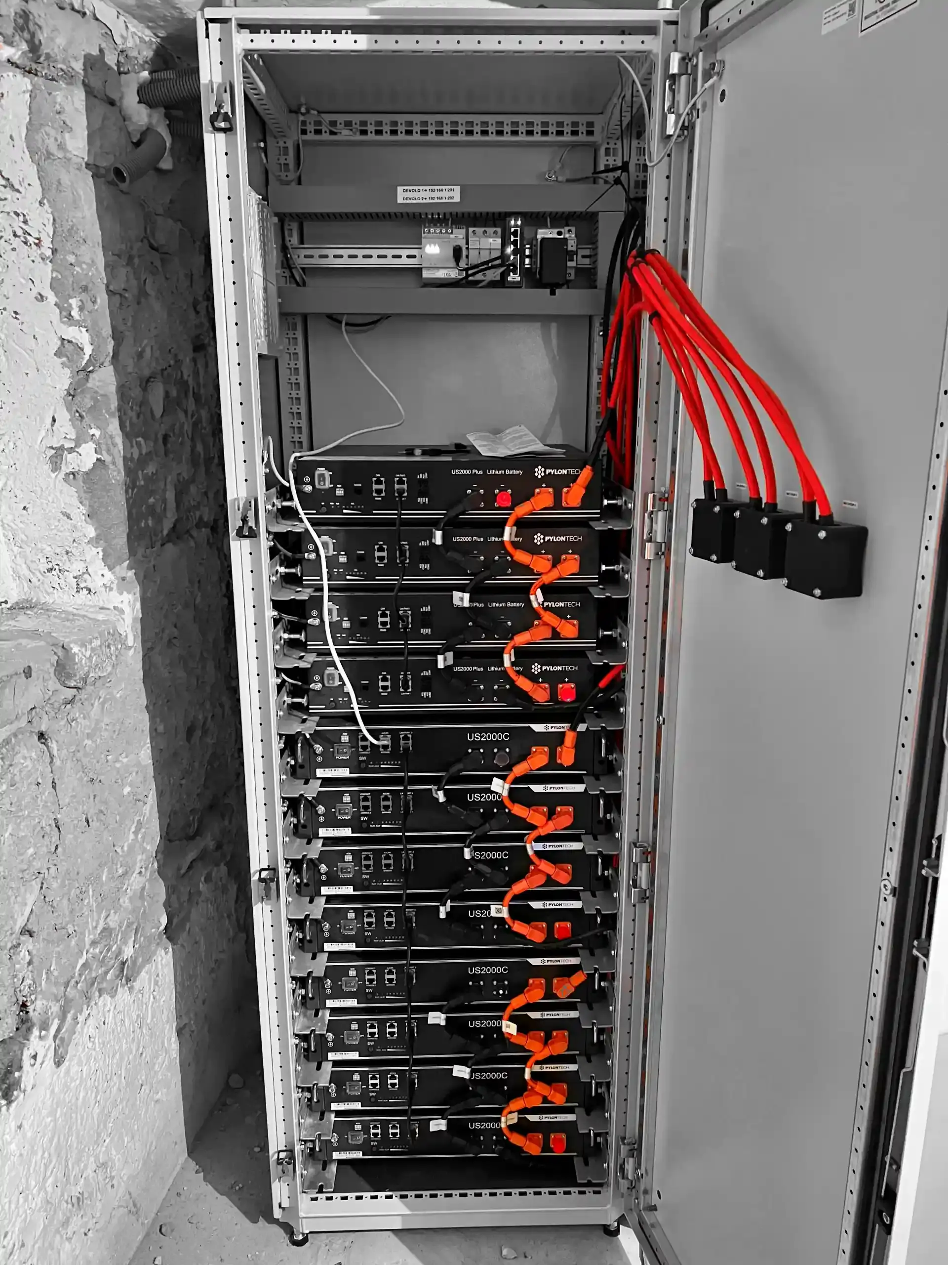 Ústí nad Labem – výkon 32 kWp, baterie 36 kWh – fotografie 4