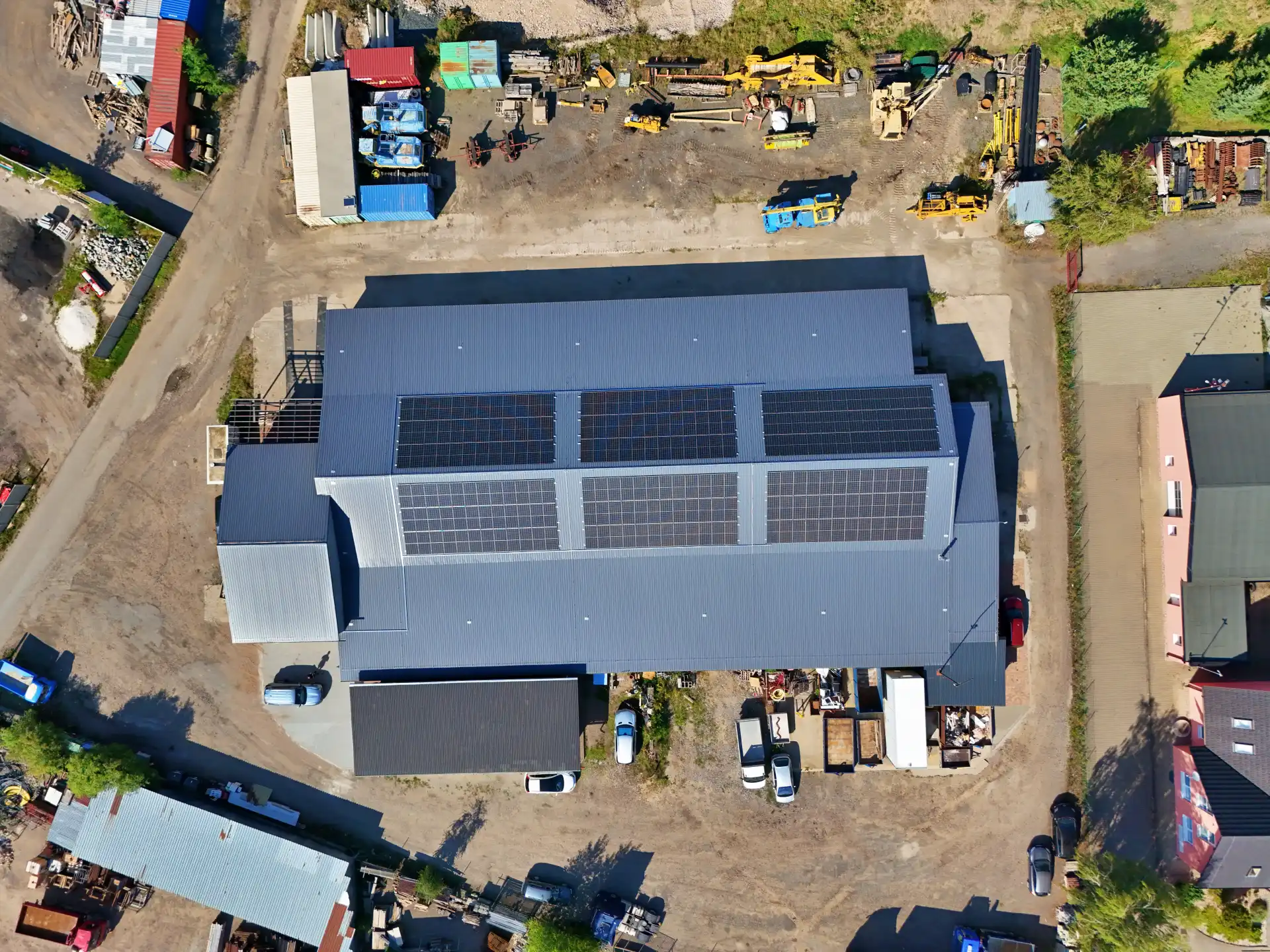Firemní fotovoltaika Pardubice – 99,36 kWp – fotografie 4